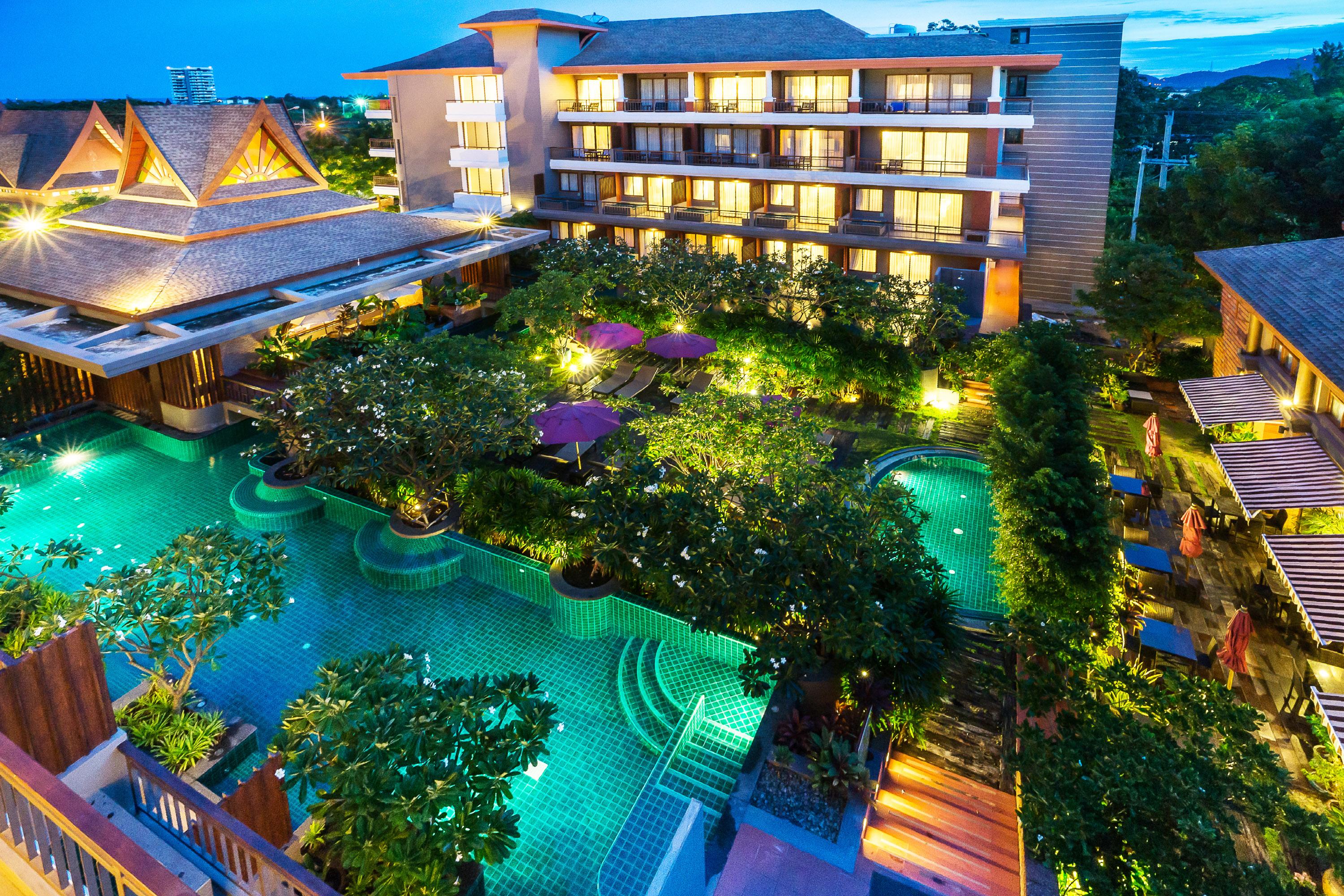 Ayrest Hua Hin Hotel Bagian luar foto