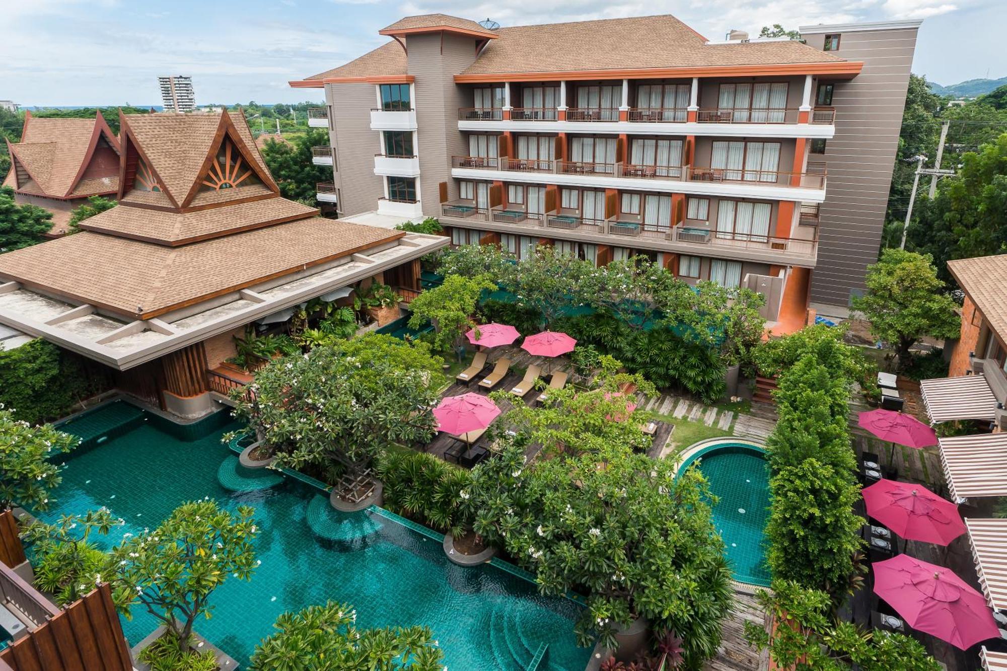Ayrest Hua Hin Hotel Bagian luar foto
